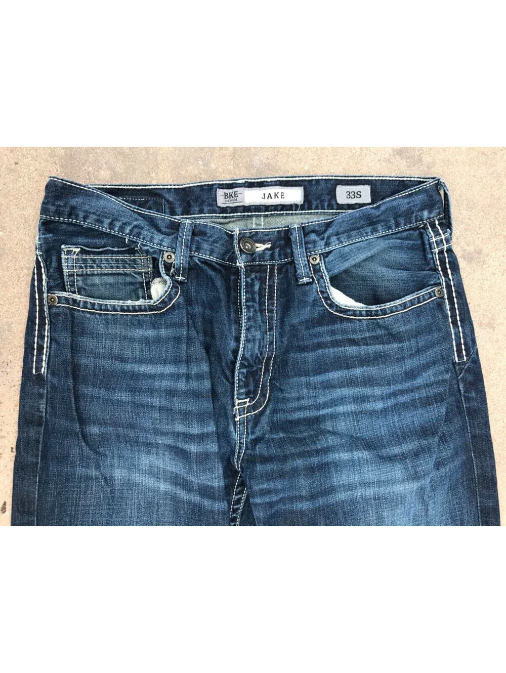 BKE Jake Denim Blue Jeans Mens 33S Straight Leg Dark Wash Lite Fading on Thighs
